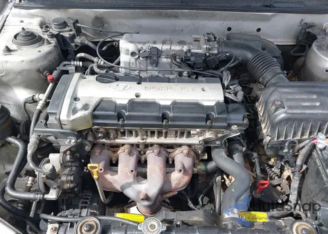 2002 Hyundai Elantra Gt z USA, uszkodzony, nr VIN KMHDN55D92U073144